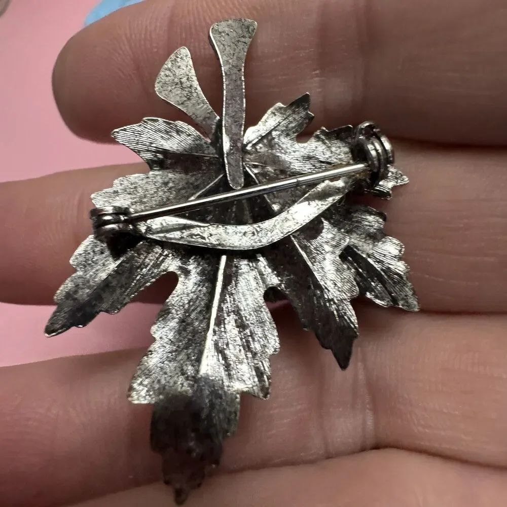 Vintage Silvertone Leaf Brooch – Textured Layered Design, 1.75 Inches